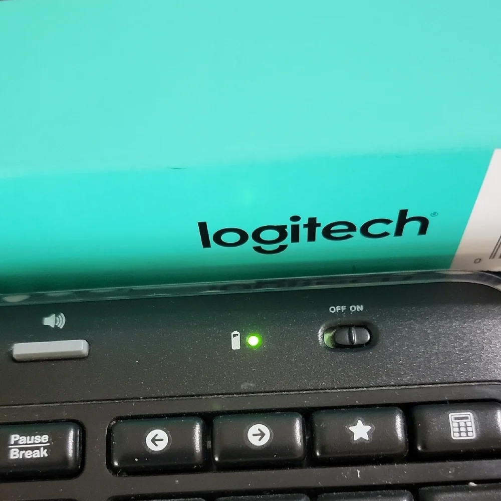 Logitech Black Wireless Keyboard & Mouse Combo